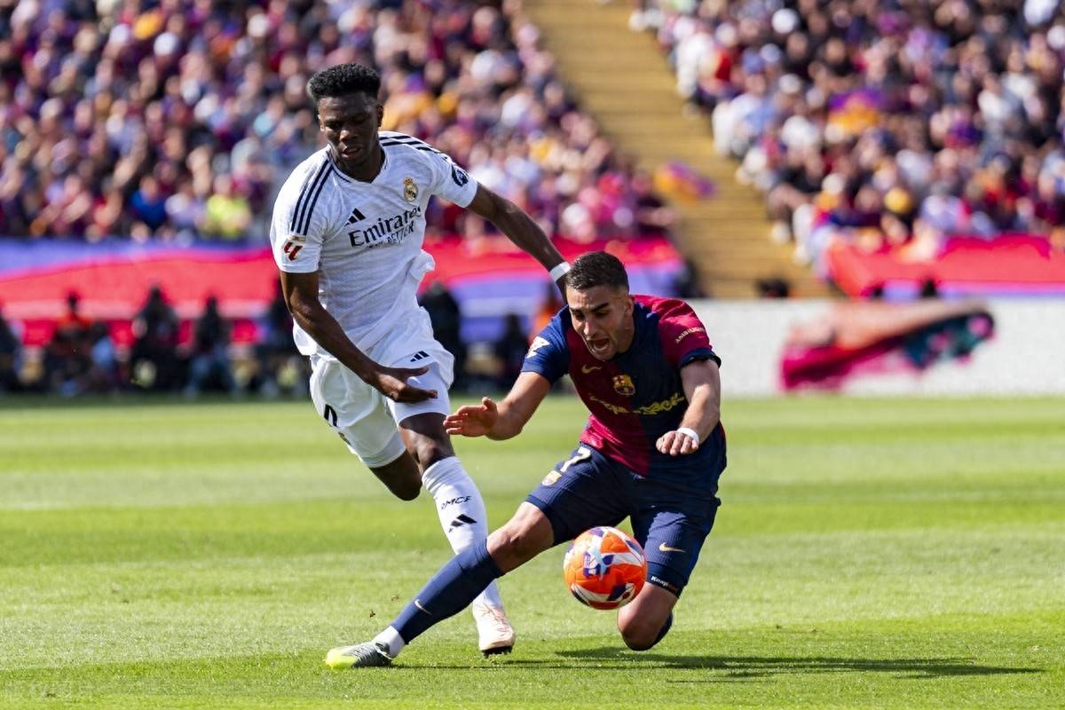 LOL电竞入口-西甲国际比赛日走向成谜，布莱顿远射贴柱，媒体盛赞，轮换策略成焦点(伯恩利vs布莱顿预测)